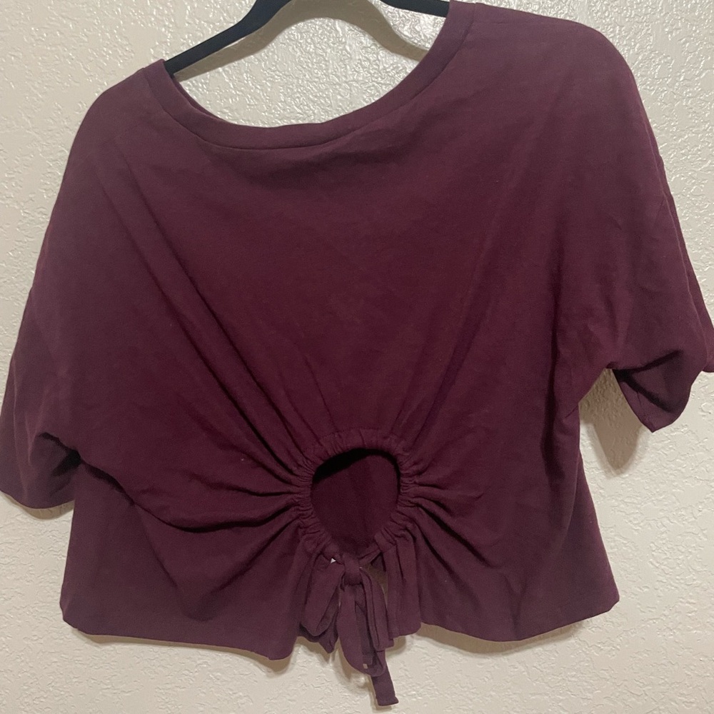 New burgundy Aero Top